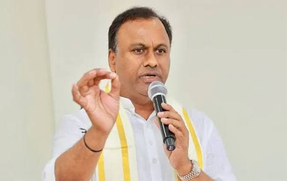  కొత్త రాజకీయ కార్యాచరణపై రాజగోపాల్‌రెడ్డి సంకేతాలు